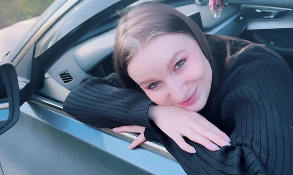 Сначала минет, а потом секс в машине